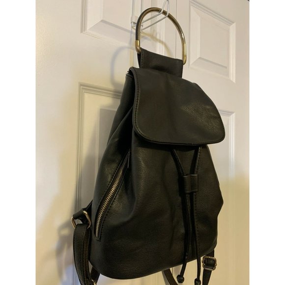 Mellow World Black Backpack Bag Tote‎ Purse